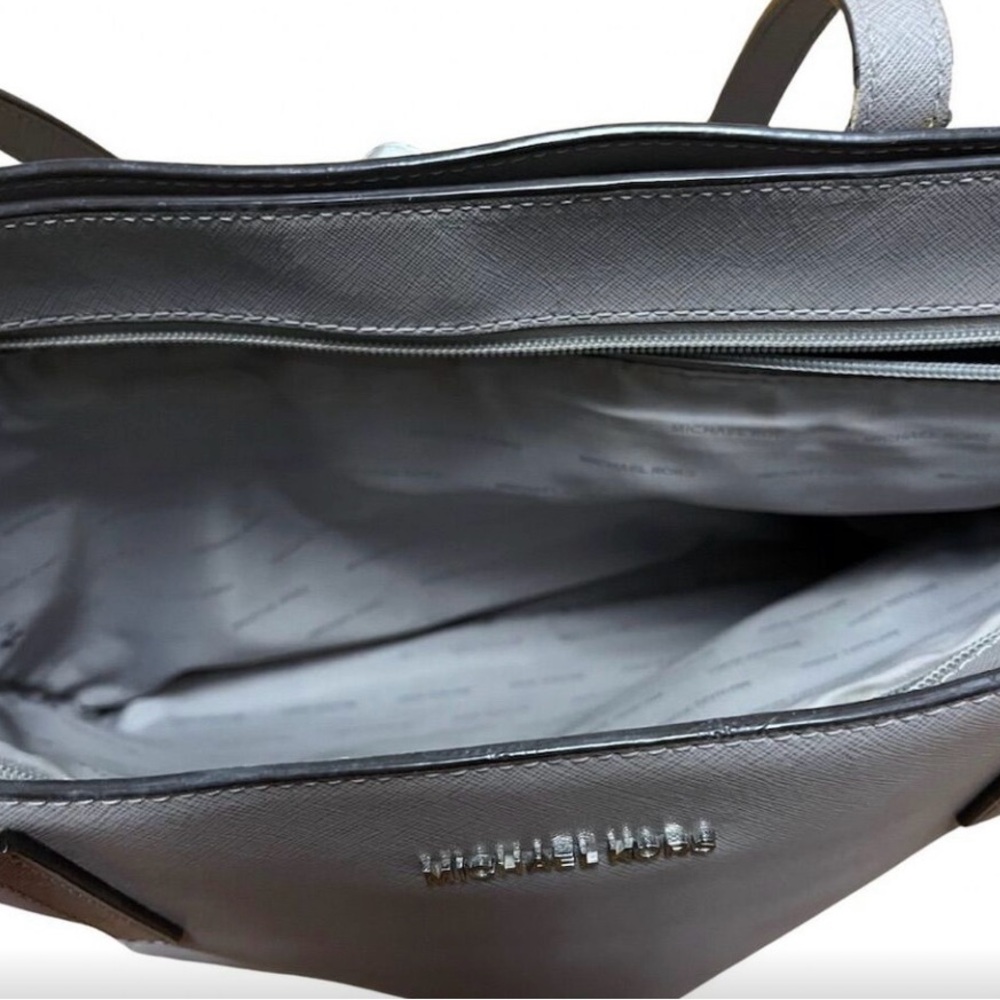 Michael Kors Rivington Tech Tote - Picture 8 of 14